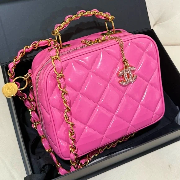 Rare🎀Chanel Barbie Pink 24K gold plated Hardwear vanity‼️ Bag charm Not included - Picture 1 of 16